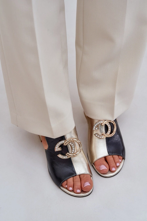 Eleganckie Skórzane Klapki Na Obcasie Laura Messi 2875 Czarno-Złote