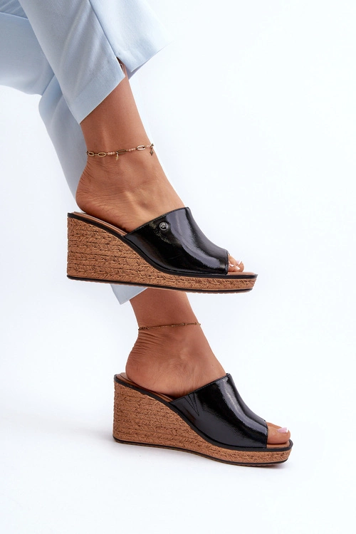 Klapki Damskie Lakierowane Na Koturnie Sergio Leone KL213 Czarne