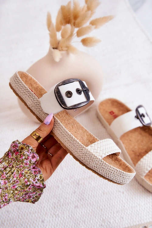 Modne Klapki Ze Sprzączką Big Star JJ274729 Białe