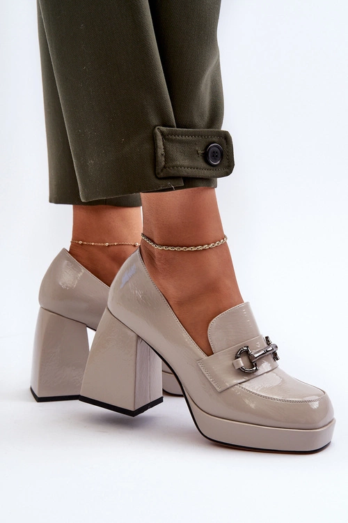 Półbuty Lakierowane Damskie Na Słupku Szare D&A MR38-906