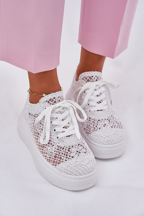Sneakersy Damskie Na Platformie Z Szydełkową Cholewką Białe Mirietto