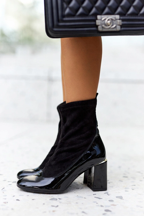 Skórzane Botki Na Słupku Laura Messi Czarne 2262