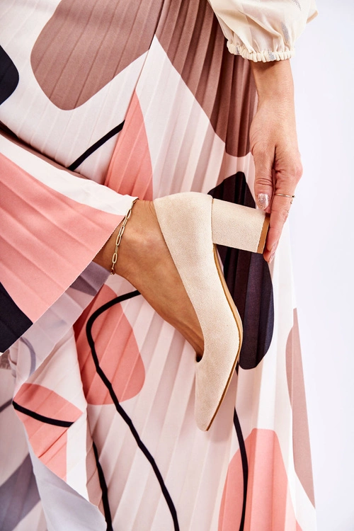 Klasyczne Czółenka Zamszowe Na Słupku Beżowe Lency