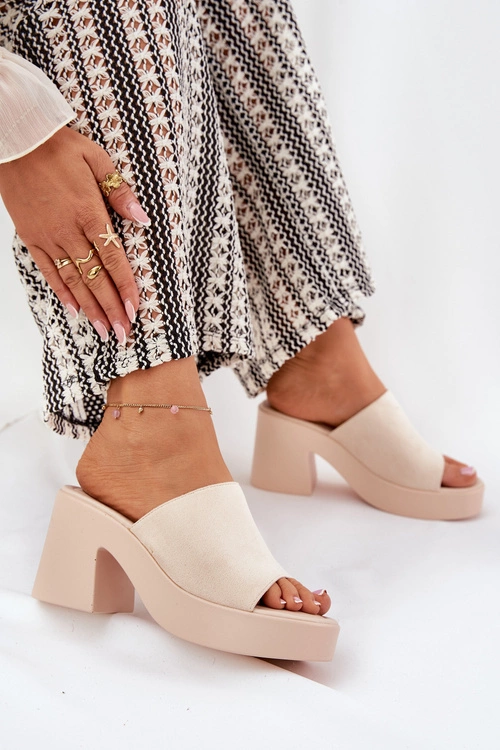 Klapki Damskie Na Słupku I Platformie Beżowe Omeisa