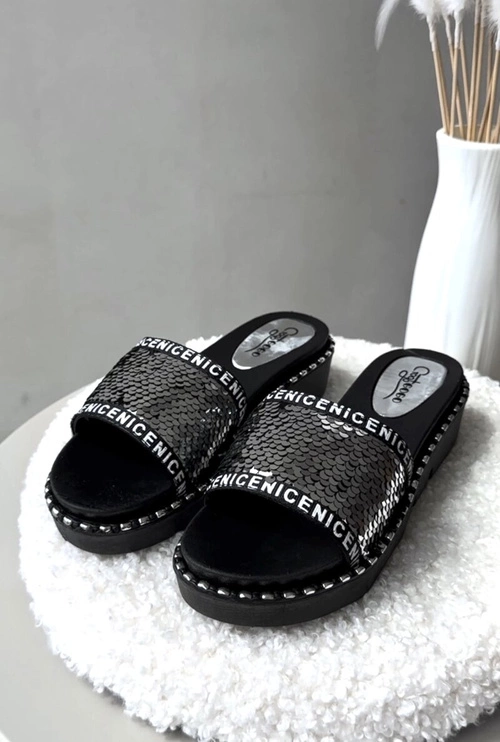 Klapki Damskie Z Cekinami Czarno-Srebrne Rivanique