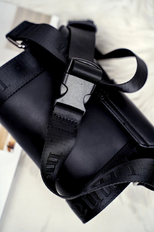 Torebka Damska Monnari Czarna Nerka Saszetka BAG0450-020