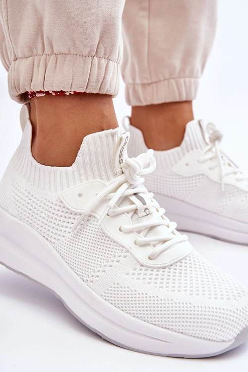 Damskie Wsuwane Sneakersy Cross Jeans LL2R4031C Białe
