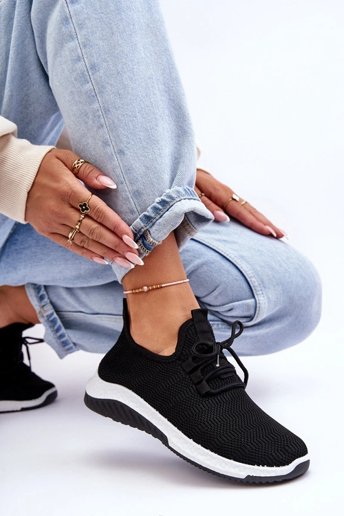 Klasyczne Materiałowe Wsuwane Sneakersy Czarne Gusto