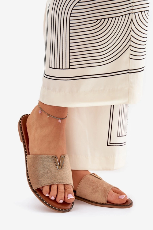 Klapki Damskie Na Płaskim Obcasie Z Ozdobnymi Detalami Khaki Saliena