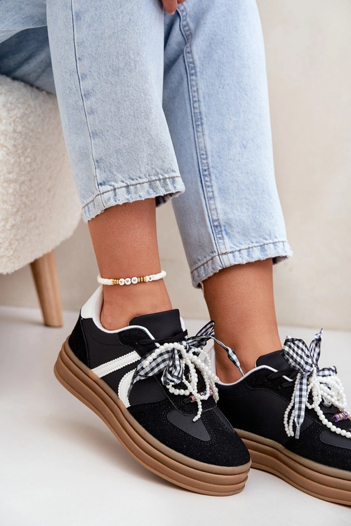 Sneakersy Damskie Na Platformie Z Ozdobami Czarne Vinness