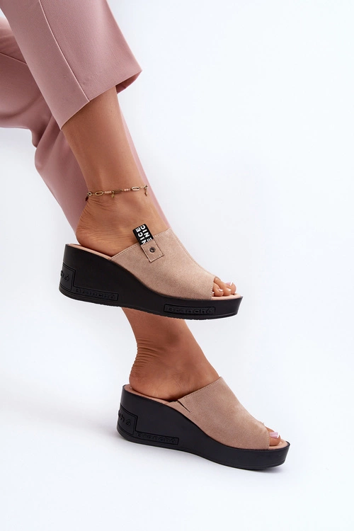 Klapki Damskie Na Koturnie Beżowe Vleni