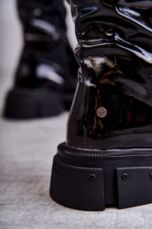 Lakierowane Kozaki Za Kolano Na Płaskim Obcasie GOE KK2N4023 Czarne