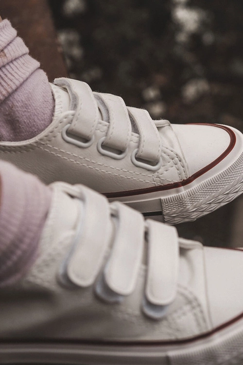 Dziecięce Skórzane Tenisówki Trampki Na Rzepy Białe Foster