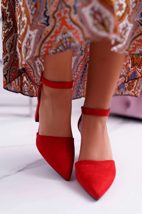 Czółenka Damskie Na Słupku W Szpic Czerwone Elegante