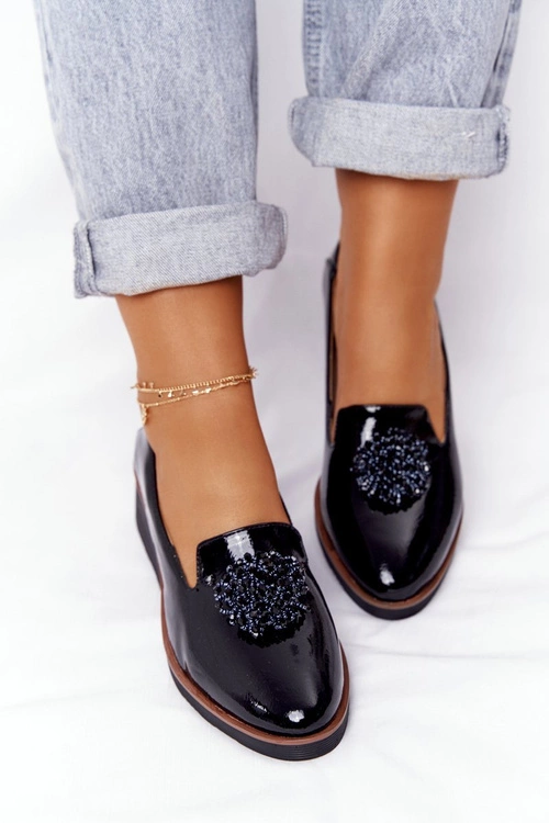 Eleganckie Półbuty Na Koturnie Vinceza 10580 Lakierowane Czarne