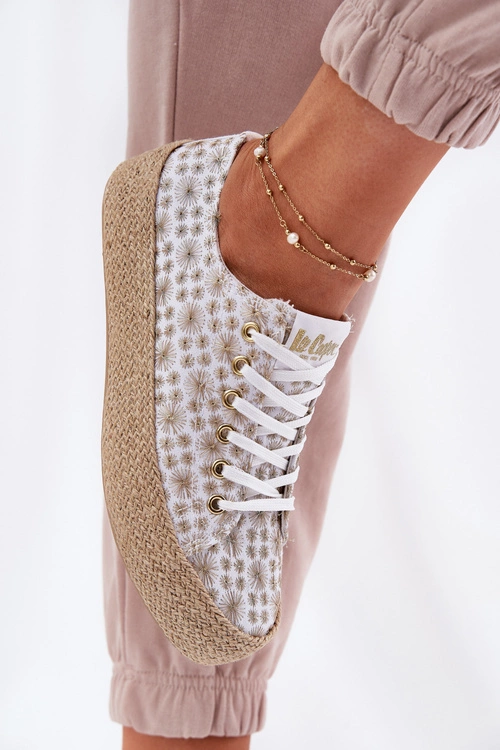 Wzorzyste Trampki Damskie Na Platformie Z Plecionką Lee Cooper LCW-25-08-3648L Biało-Złote