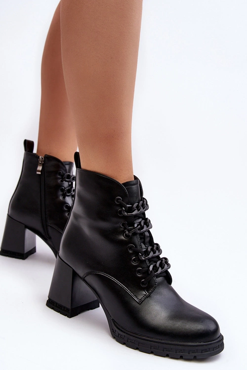 Botki Damskie Na Słupku Sznurowane D&A CR8120 Czarne