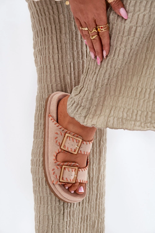 Klapki Damskie Z Klamrami I Ozdobnym Obszyciem Beżowe Visley