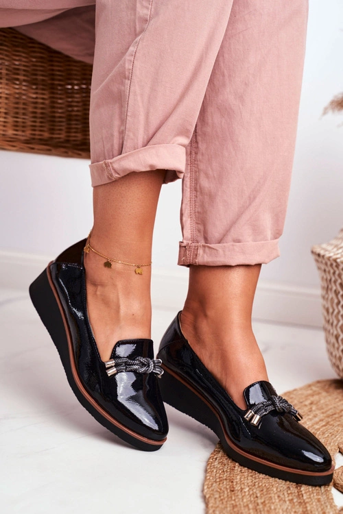 Mokasyny Damskie Czarne Lakierowane Na Koturnie Abba