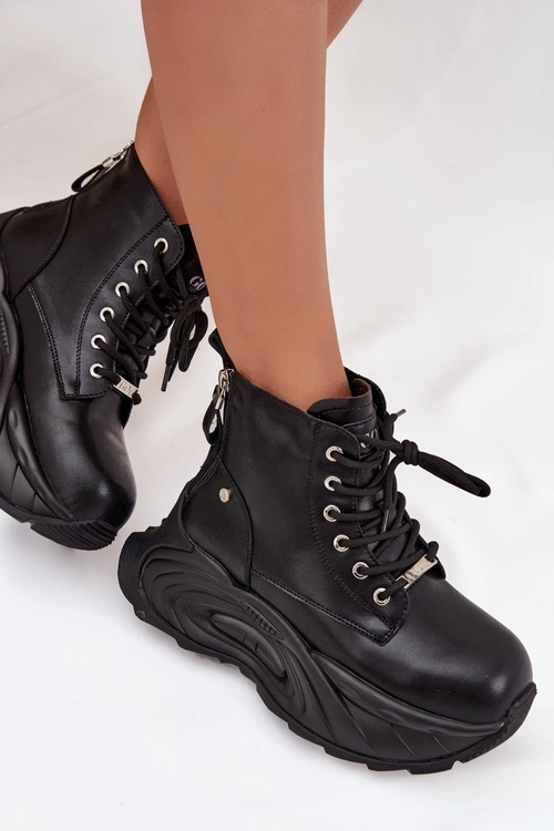 Skórzane Ocieplane Botki Damskie Na Platformie GOE SS2N4301 Czarne