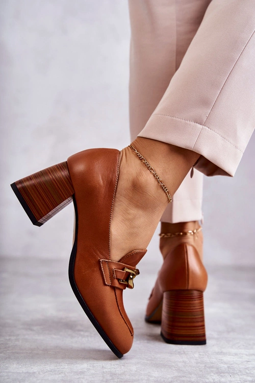 Skórzane Czółenka Z Łańcuchem Laura Messi 2514 Camel