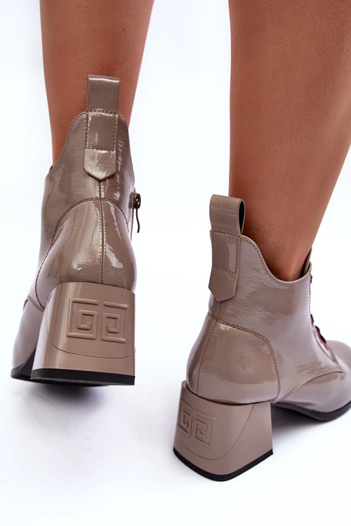 Niskie Lakierowane Botki Sznurowane S.Barski MR870-66 Ciemnobeżowe