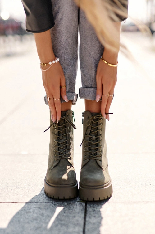 Zamszowe Botki Workery Damskie Zielone Dearia