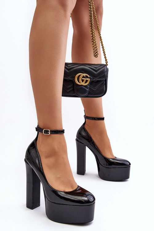 Lakierowane Czółenka Na Masywnej Platformie I Słupku Czarne Ninames