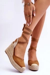 Wiązane Sandały Na Wysokim Koturnie Camel Lendy