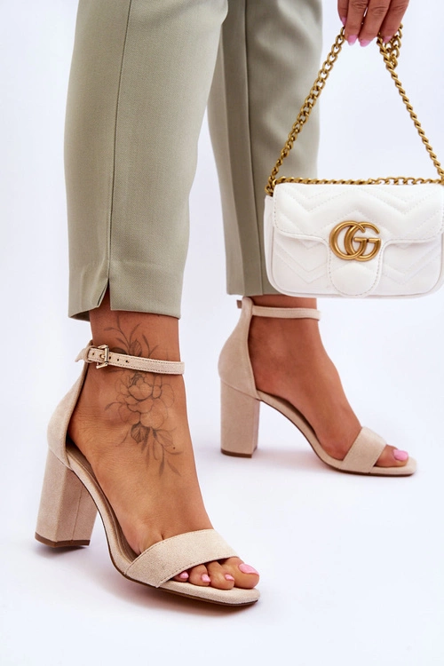 Damskie Klasyczne Zamszowe Sandały Beżowe Passo