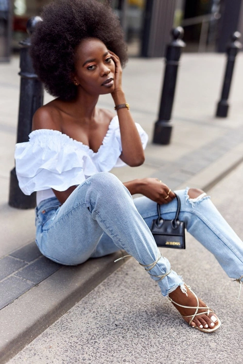 Wiązane Sandały Na Szpilce Z Kwadratowym Noskiem Złote Runway