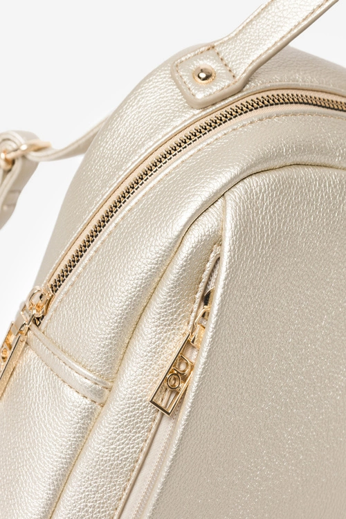 Damski Mały Plecak Z Eko Skóry NOBO BAGP230-K023 Złoty