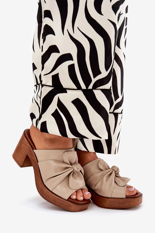 Klapki Damskie Na Słupku Z Eko Skóry Beżowe Kikilla