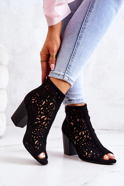 Botki Na Słupku Ażurowe Czarne Brittany