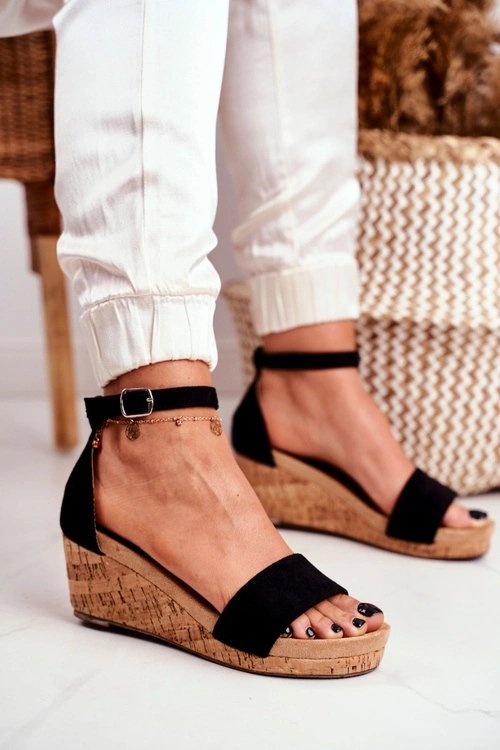 Sandałki Damskie Na Koturnie Czarne MarryMe