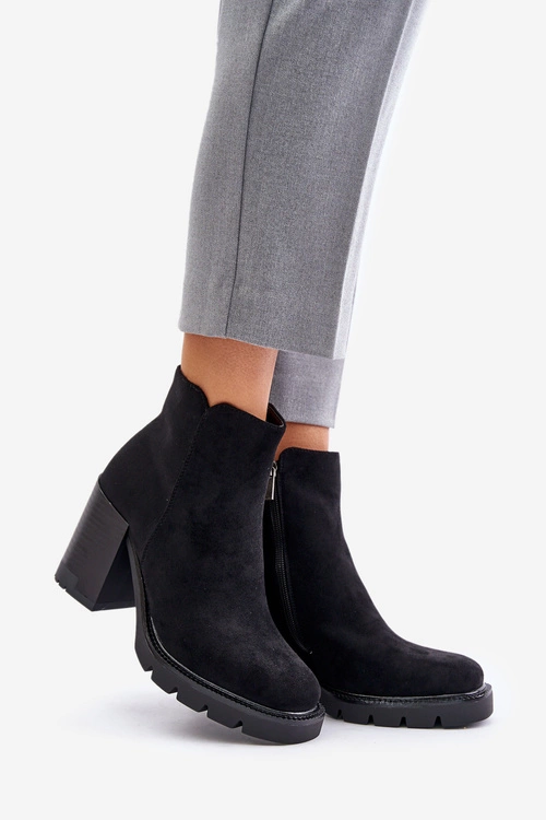 Eko Zamszowe Botki Na Słupku Czarne Cediona