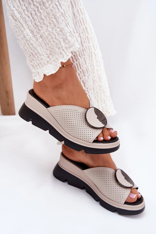 Skórzane Klapki Damskie Z Ozdobą S.Barski LR51-662 Beżowe