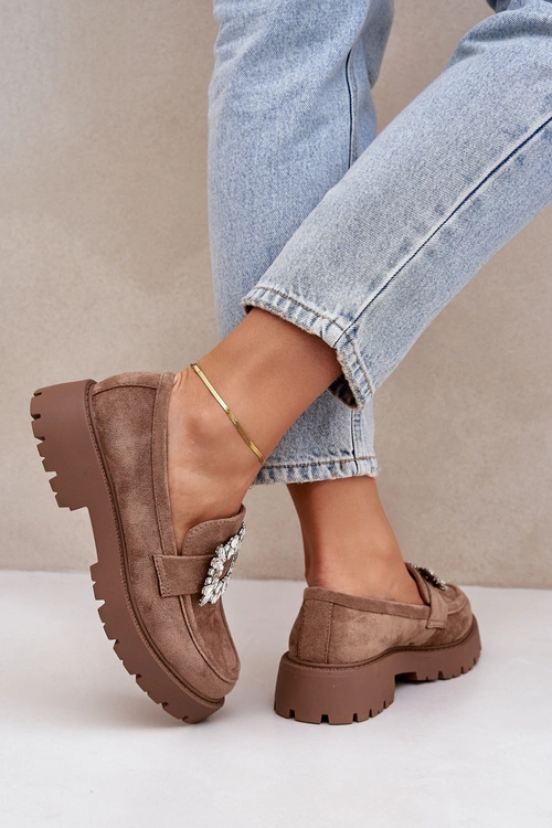 Eko Zamszowe Mokasyny Damskie Z Ozdobną Broszką Ciemnobeżowe Valiana