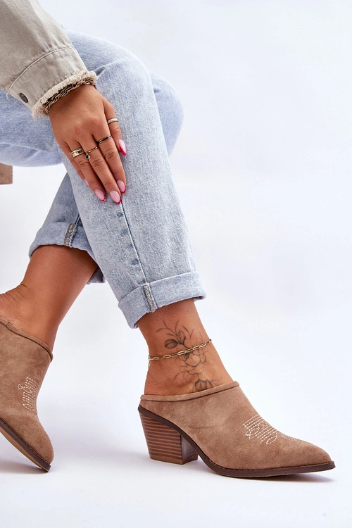 Damskie Zamszowe Klapki Kowbojki Beżowe Romina