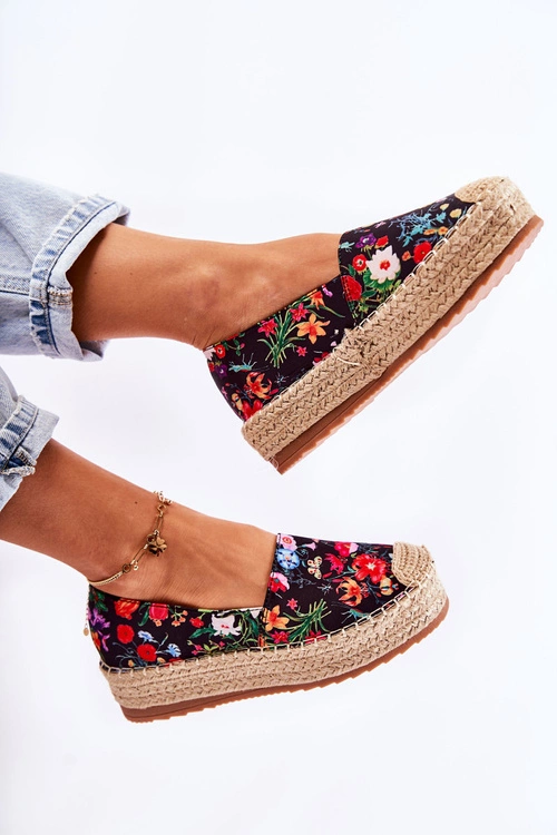 Modne Wsuwane Espadryle W Kwiaty Czarne Morice