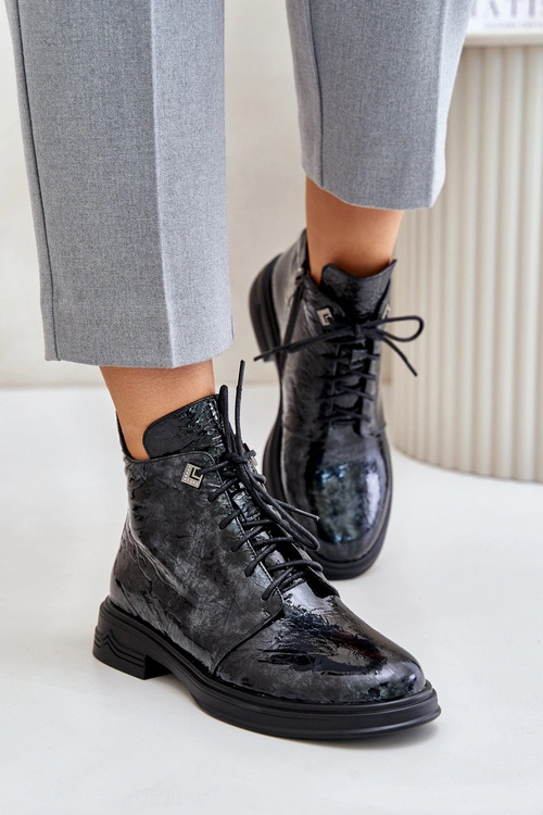Skórzane Lakierowane Botki Damskie Ocieplane Na Zamek D&A LZ42-042 Czarno-Szare