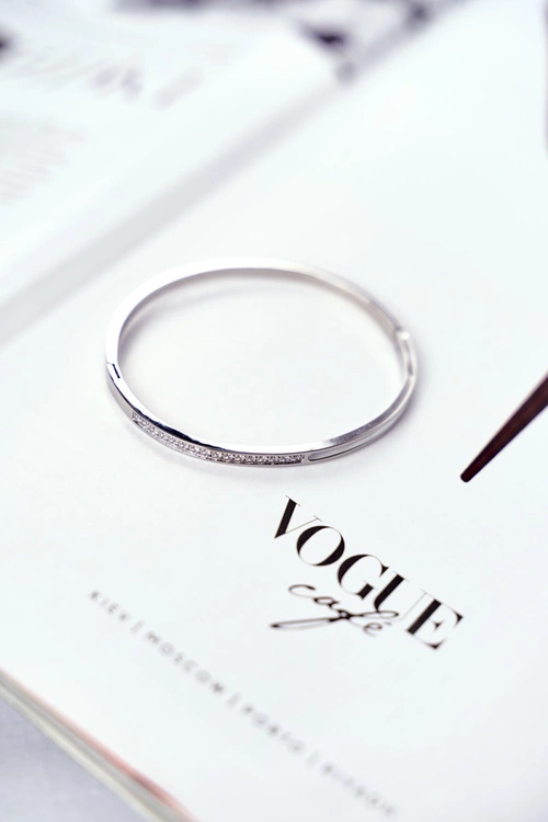 Damska Bransoleta Stalowa Z Cyrkoniami Srebrna Guadiana