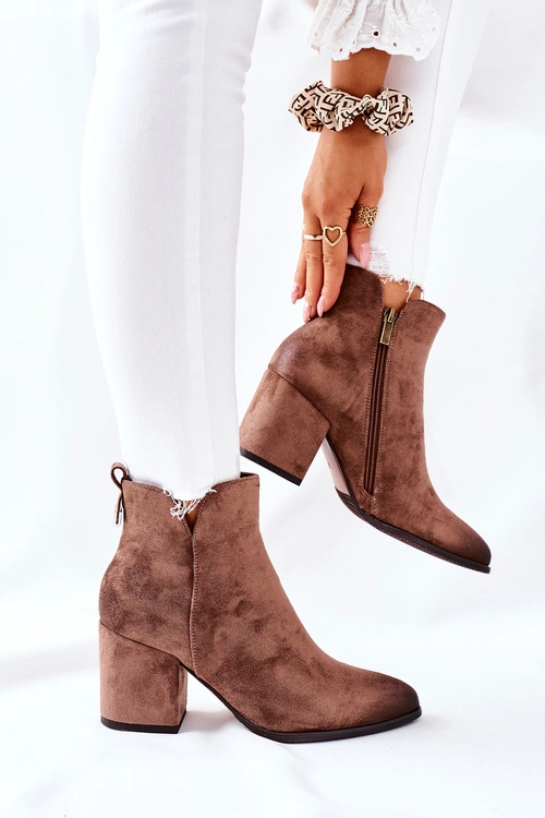 Botki Damskie Na Słupku Zamszowe Beżowe Carrick