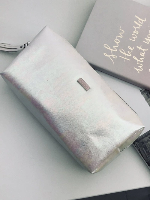 Kosmetyczka Saszetka Nobo Perłowa Benzyna