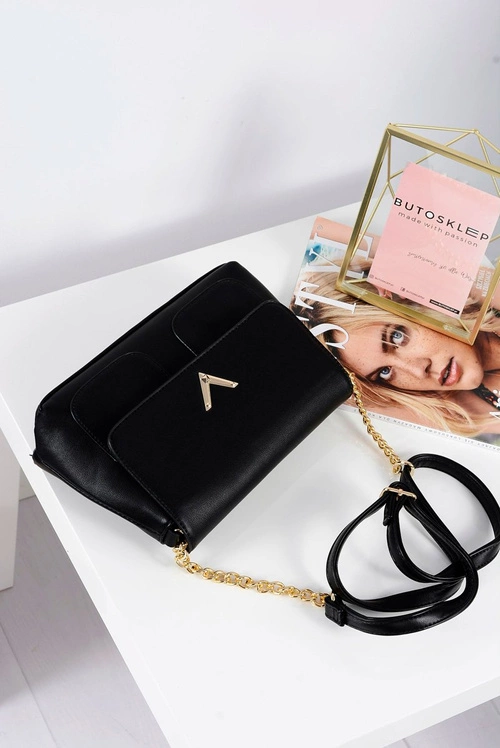 Klasyczna Czarna Torebka Damska Listonoszka Złoty Łańcuch