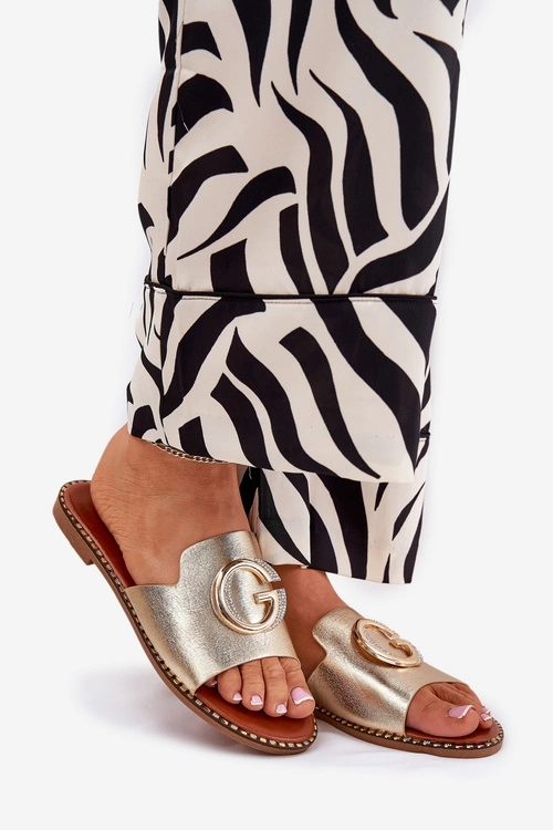 Eko Skórzane Płaskie Klapki Damskie Z Ozdobnym Detalem Złote Frelie