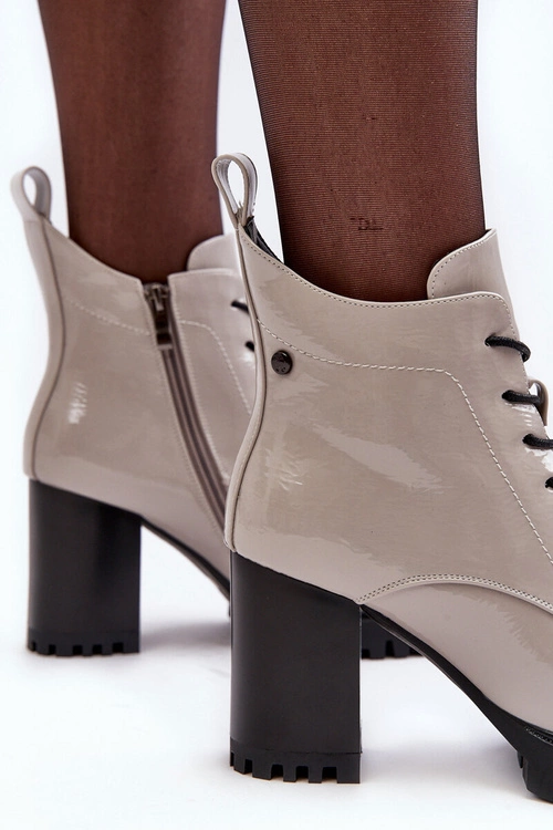 Botki Lakierowane Na Słupku Ocieplane Jasnoszare S.Barski MR870-54