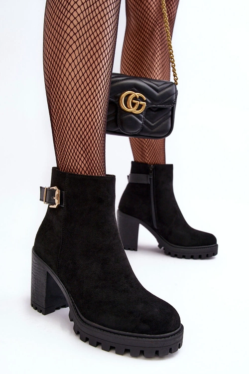 Zamszowe Damskie Botki Na Słupku Z Ozdobą Czarne Menoria