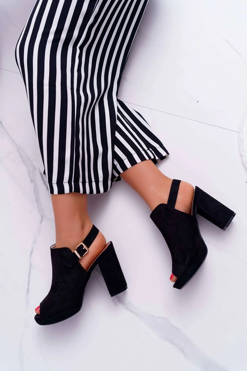 Sandały Damskie Na Słupku Z Cholewką Odkryte Palce Czarne Montree