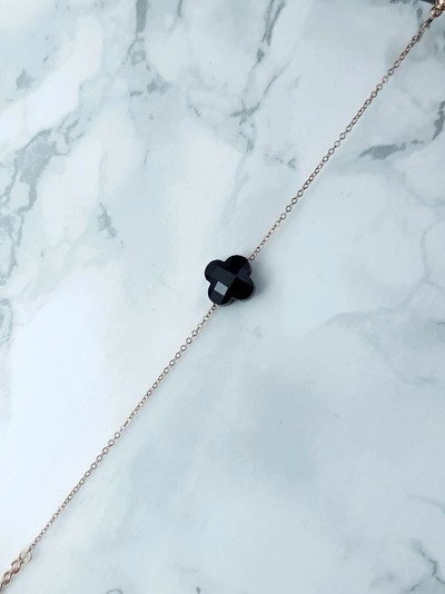 Damska Bransoleta Na Łańcuszku Czarna Koniczynka Złota Memphis